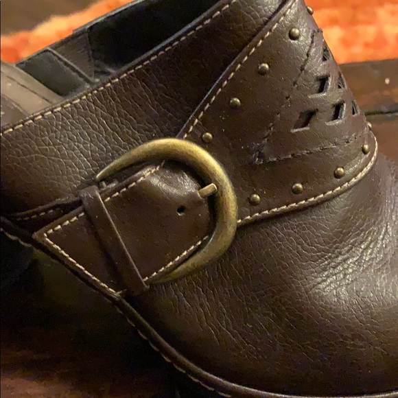 Brown Step In Shoes - Picture 6 of 7